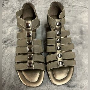 Bella Vita Sandals - Pewter Color - Size 6 - Never Worn. Please See photos.